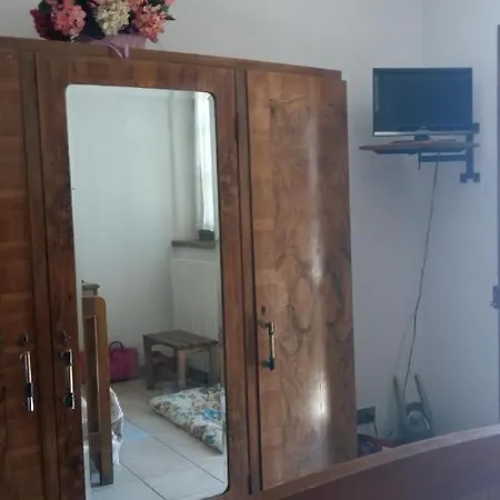 Ca Dell'aglio 农家乐 Momperone