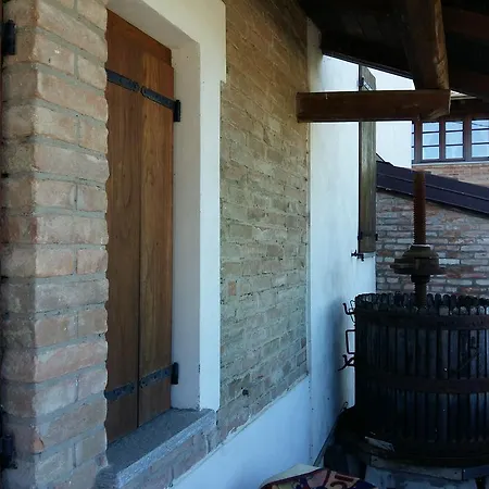 Ca Dell'aglio Farm stay *